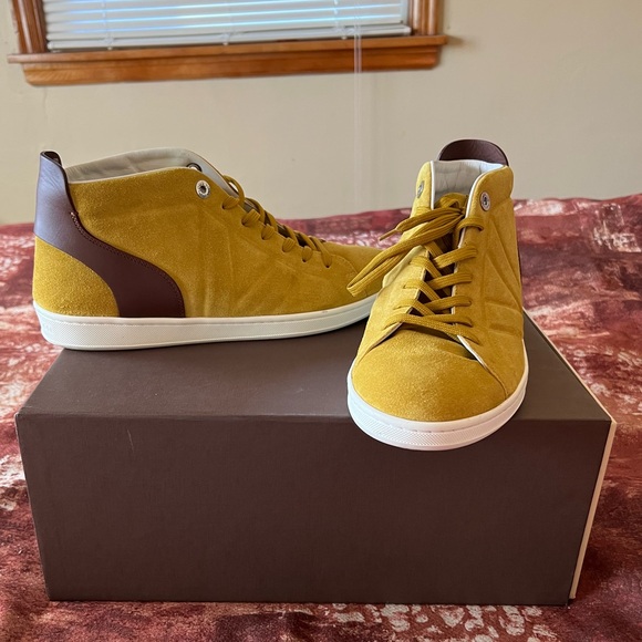 Men’s Louis Vuitton Suede Sneakers - Picture 3 of 7